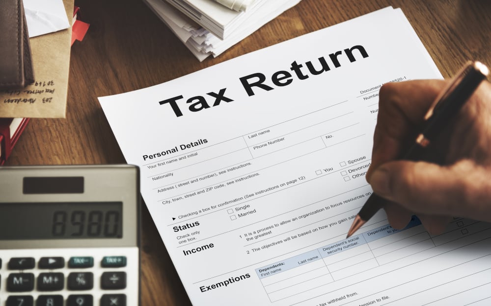 Income Tax Return Deduction Refund Concept R